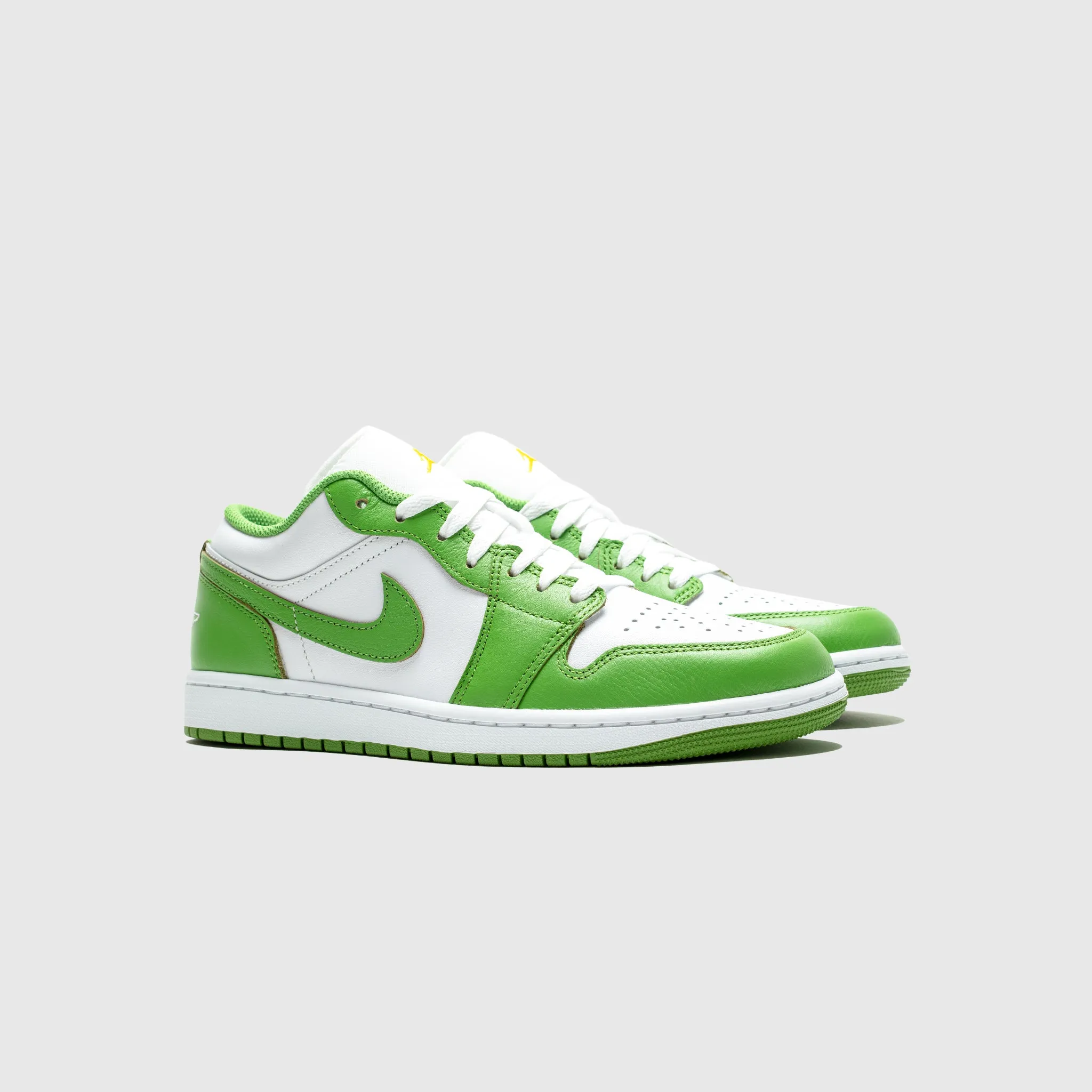 AIR JORDAN 1 LOW SE "CHLOROPHYLL"