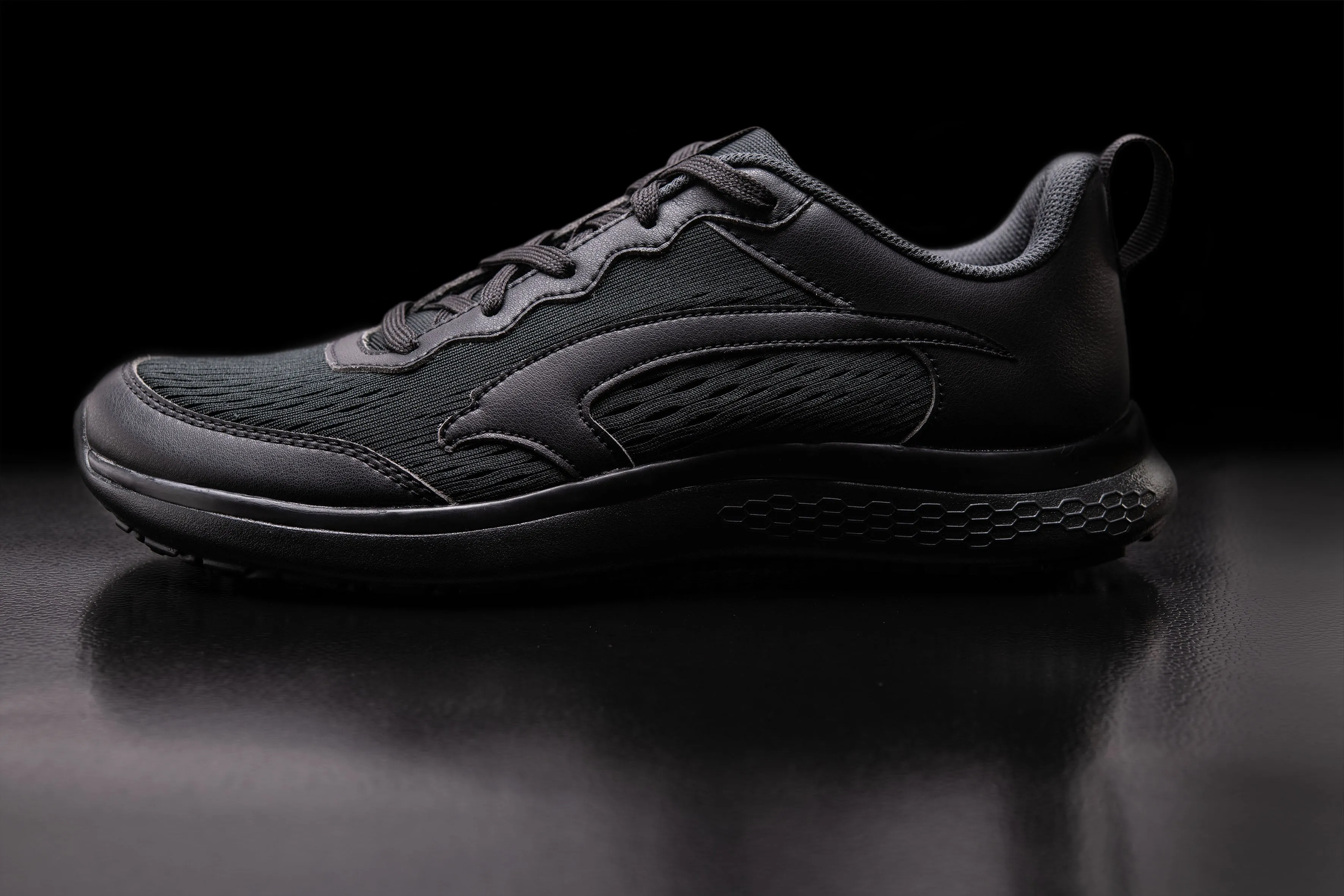 Edge Black/Black Men