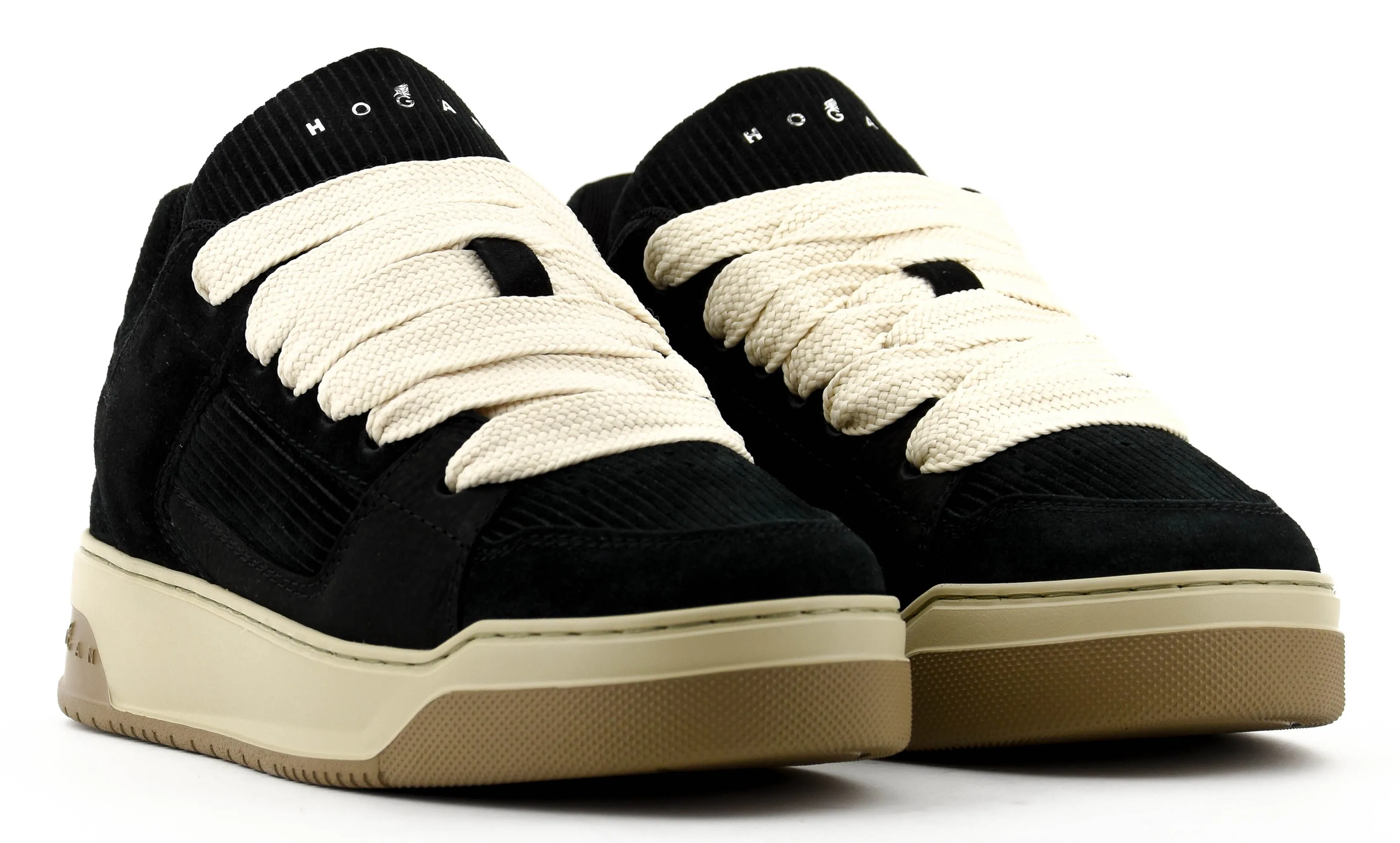Black Skate Shoes by Hogan H667 for Enhanced Performance